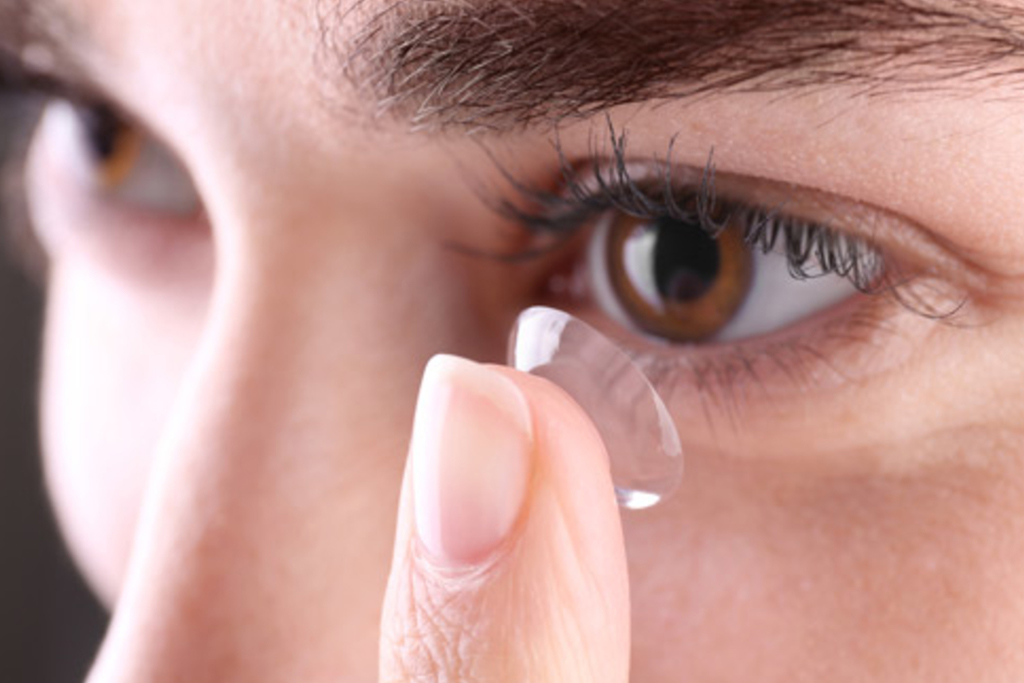 contact-lenses